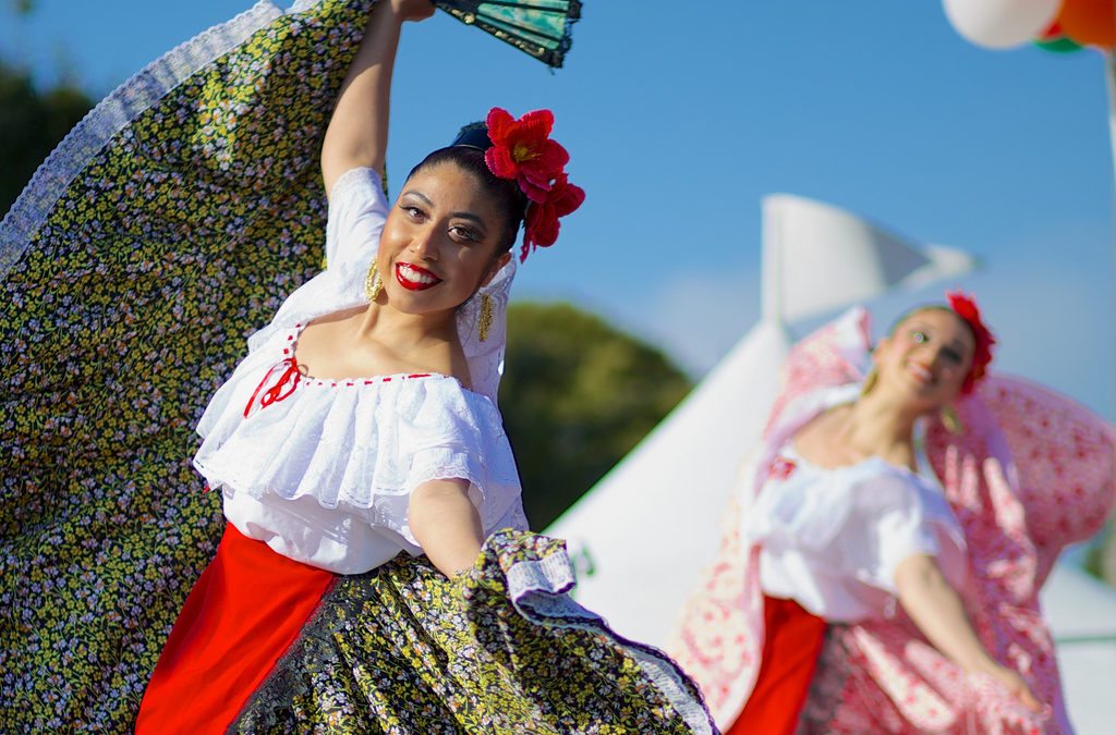 Mexican dancers at an event